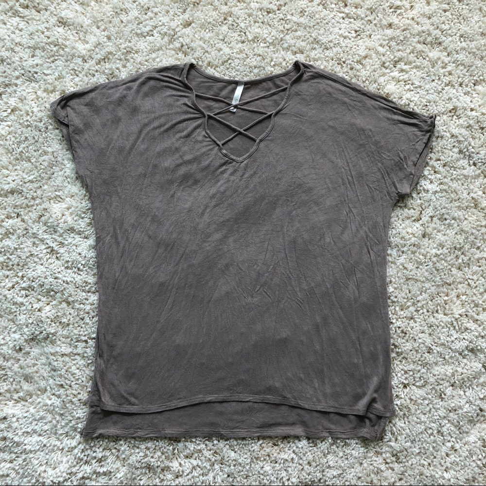 Taupe criss cross t-shirt with high low hem